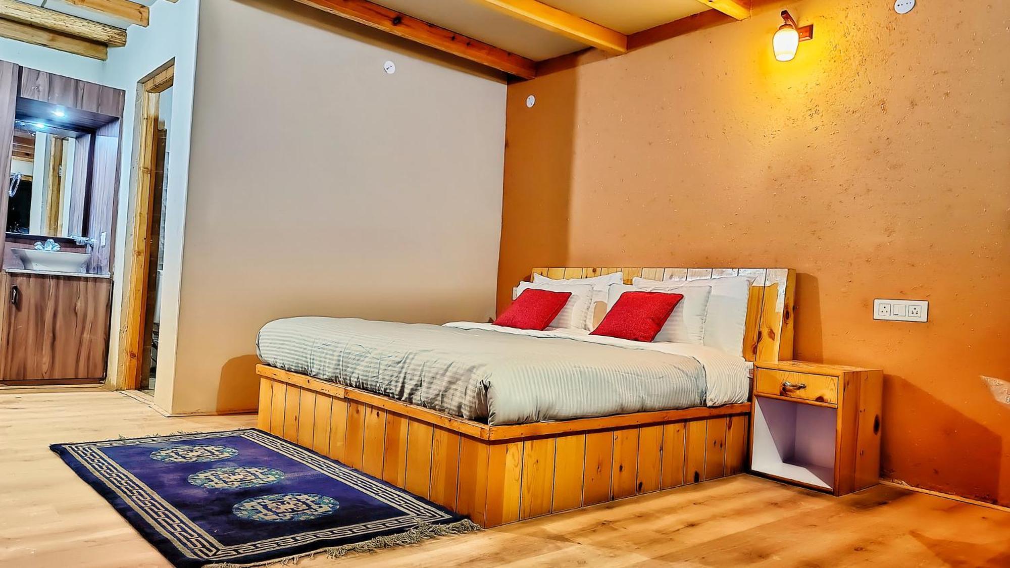 Отель Mystic Pangong Spangmik Экстерьер фото