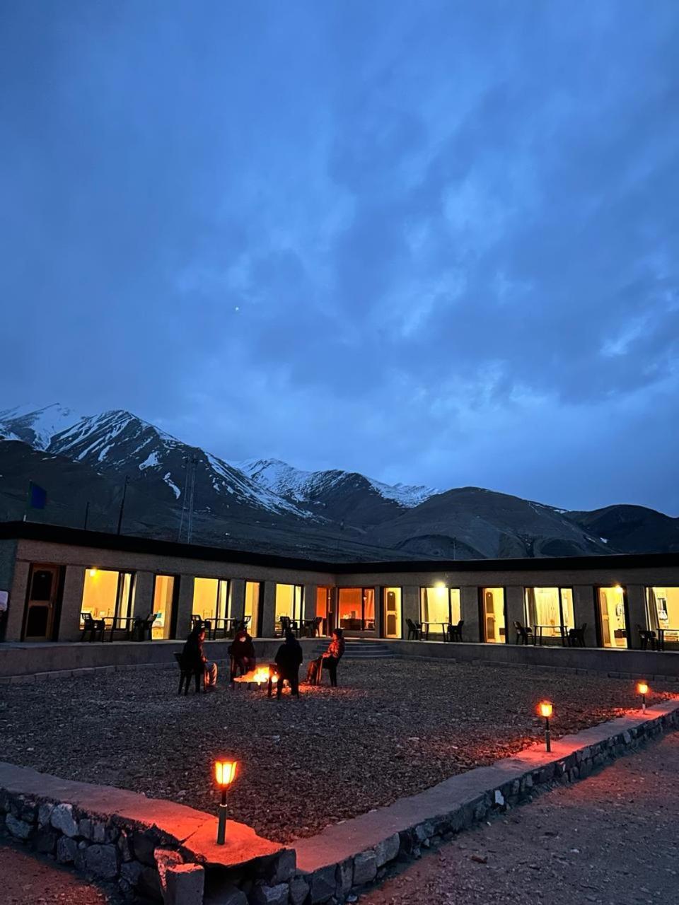 Отель Mystic Pangong Spangmik Экстерьер фото